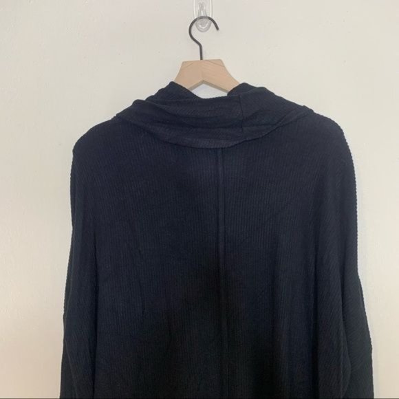 NEW Status by Chenault Black Cowl Neck Tunic Sweater Large - Picture 7 of 11